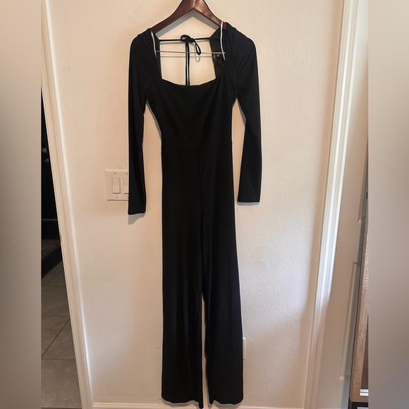 Lulus Night Out Attitude Black Ruched Tie-Back Long Sleeve Jumpsuit SzM - Picture 3 of 9